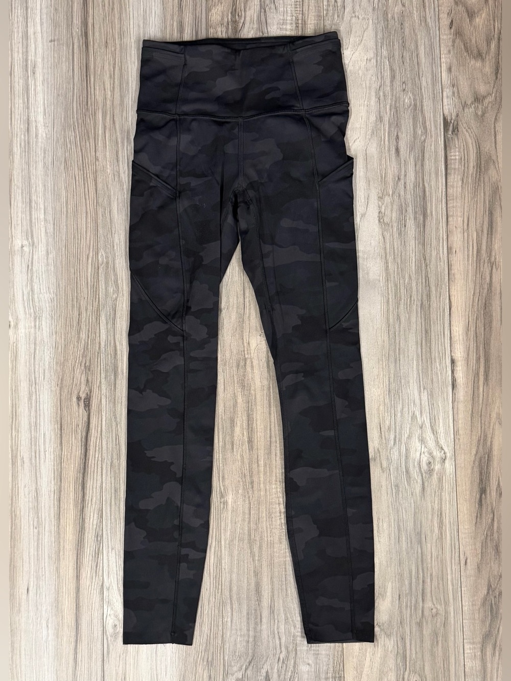 lululemon Fast and Free Tight II 25" Camo Deep Coal Multi Leggings Womens 2 NEW